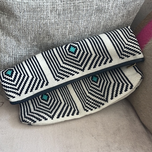 Sophie Anderson Handbags - Sophie Anderson Camille Navy Green Natural Clutch